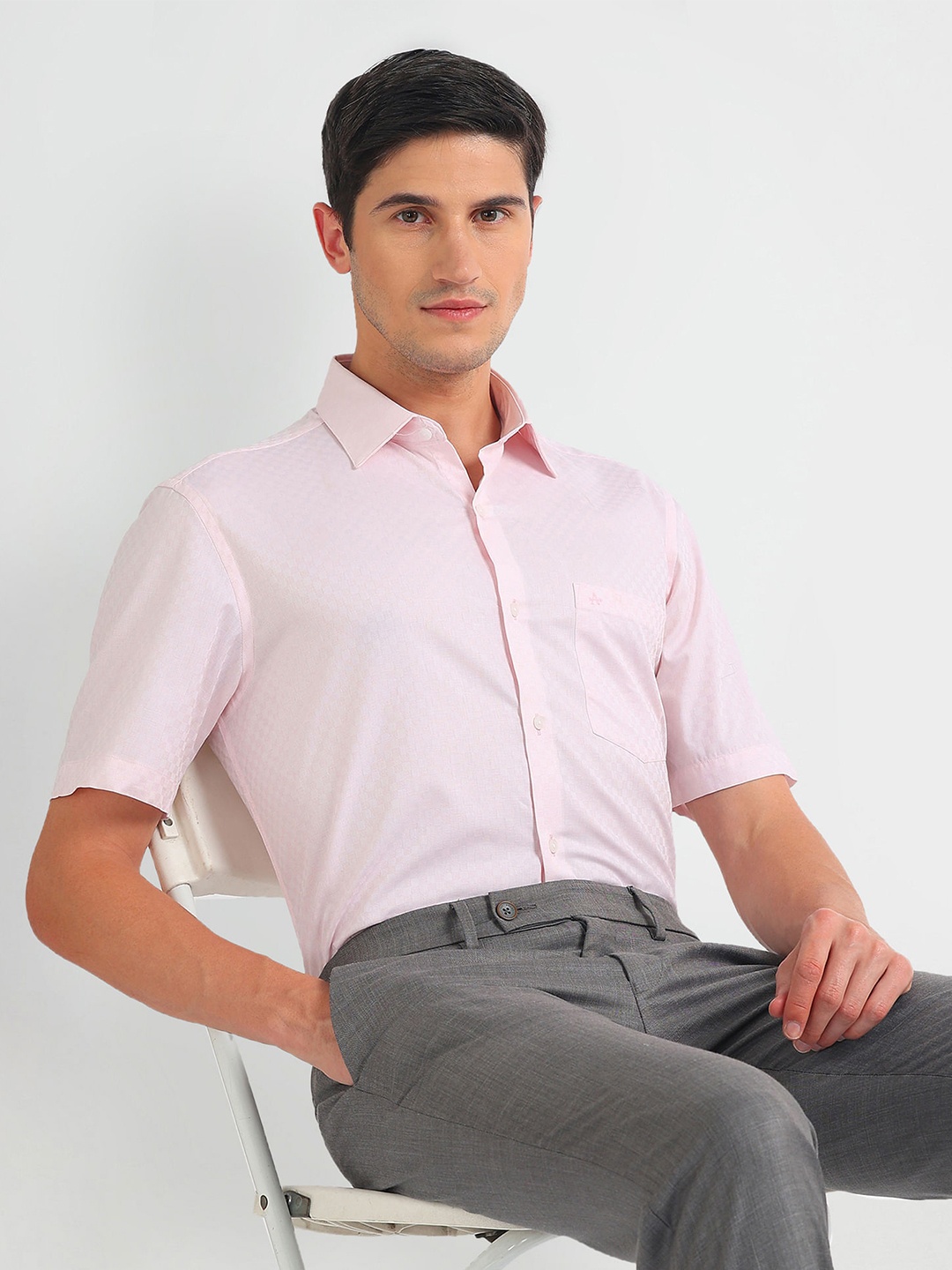 

Arrow Micro Checks Twill Pure Cotton Formal Shirt, Pink
