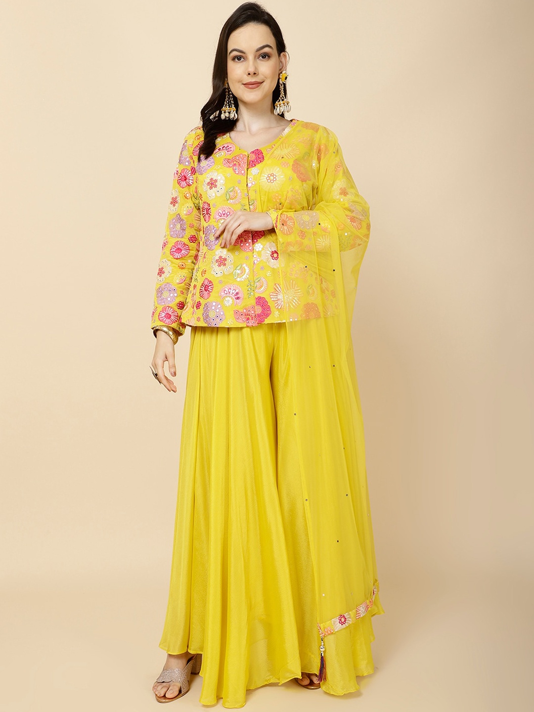 

Meena Bazaar Floral Embroidered V-Neck Co-Ord Set, Yellow
