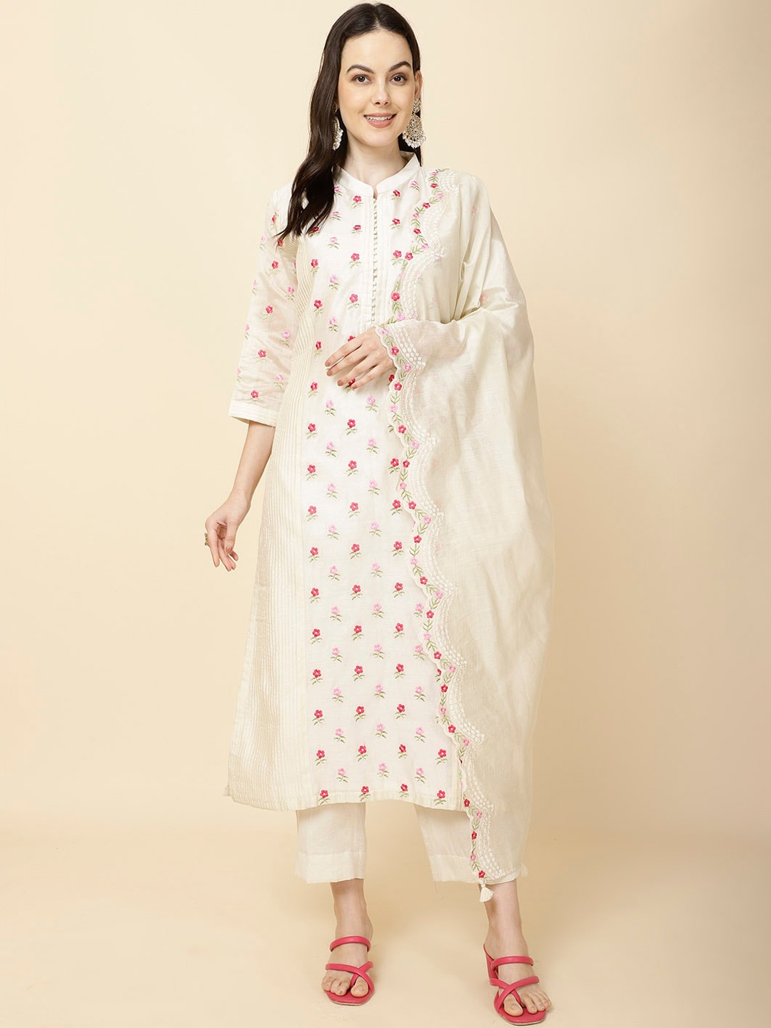 

Meena Bazaar Women Floral Embroidered Regular Kurta with Trousers & With Dupatta, Cream