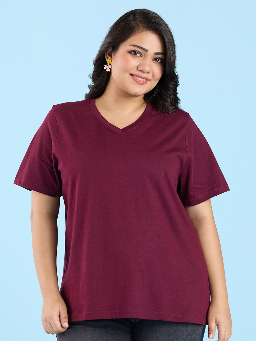 

Big Hello - The Plus Life V-Neck Cotton T-shirt, Maroon