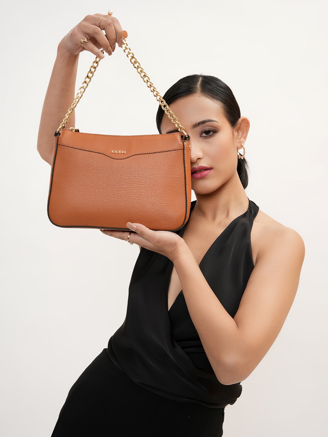 

KLEIO Structured Sling Bag, Brown