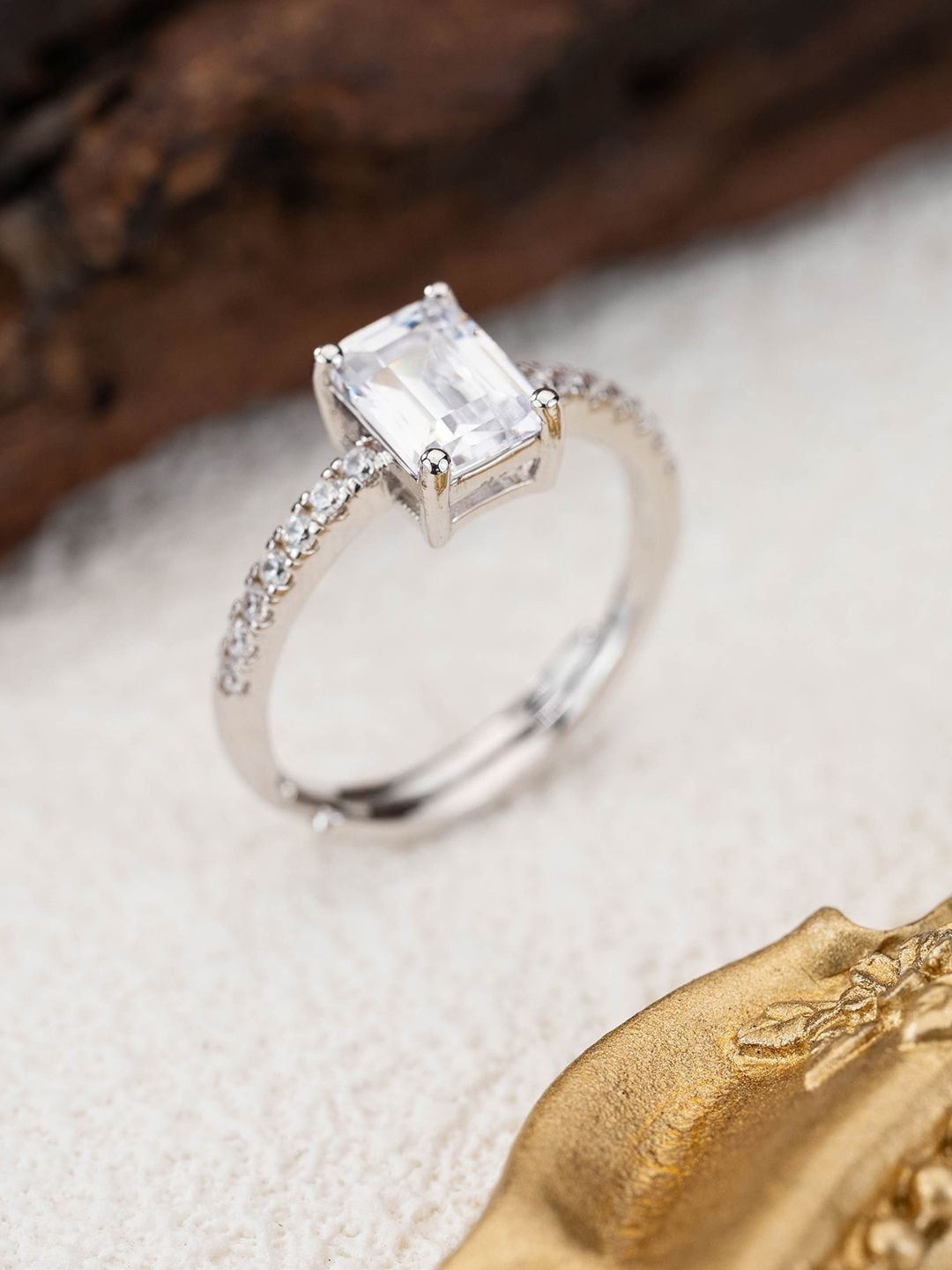 

MISS JO 92.5 Sterling Silver Stone Studded Emerald Cut Finger Ring