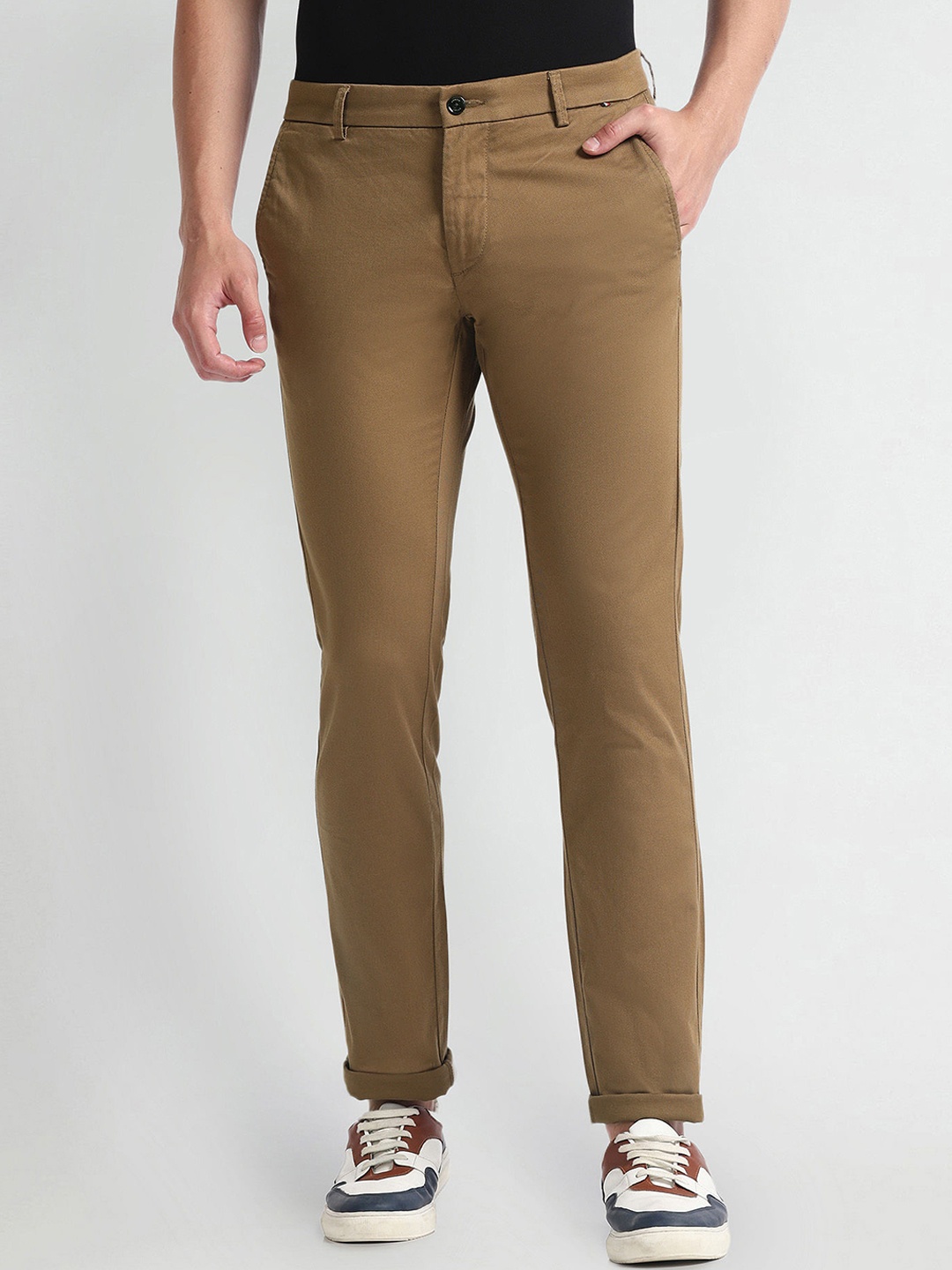 

Arrow Sport Men Slim Fit Mid Rise Smart Flex Chinos Trouser, Brown