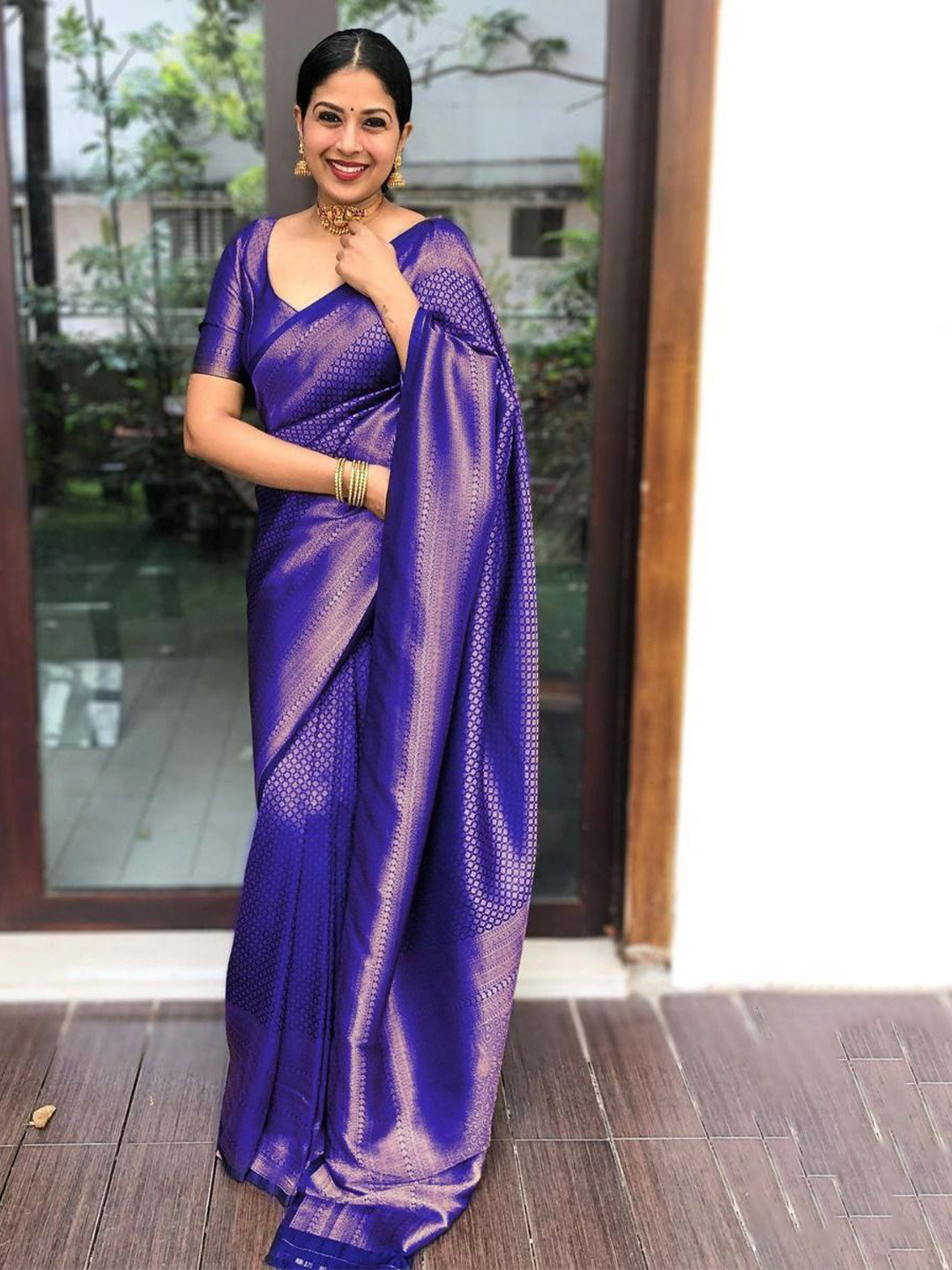 

STH Ethnic Woven Design Zari Pure Silk Banarasi Saree, Blue