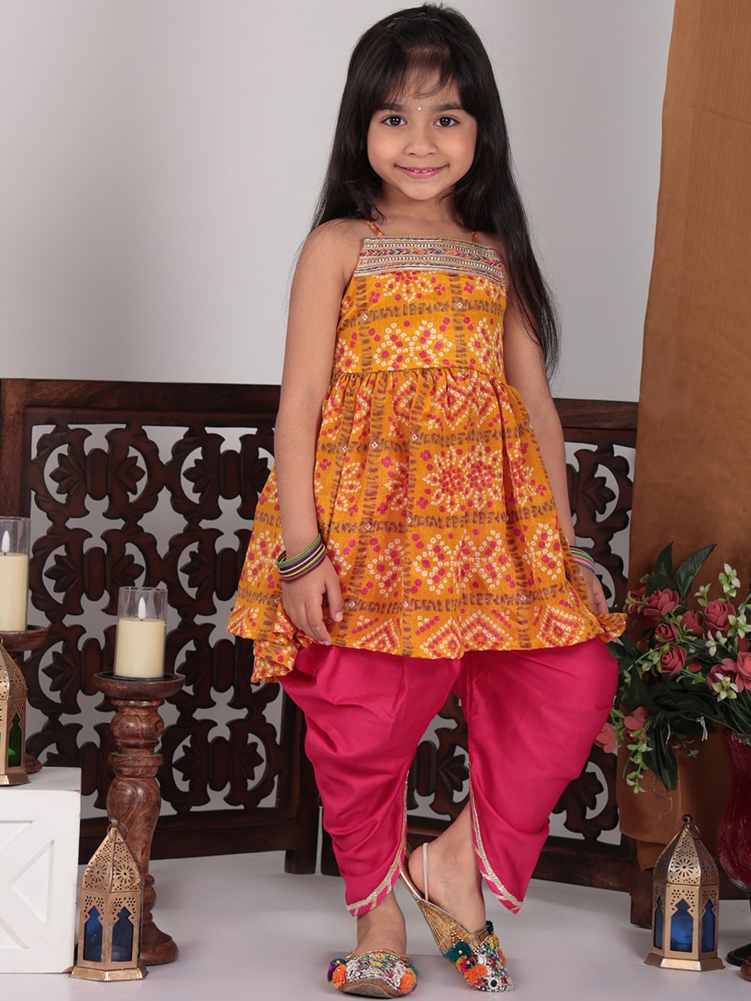 

Here&Now X Kinder Kids Girls Bandhani Printed Empire Pure Cotton Kurti with Dhoti Pants, Yellow