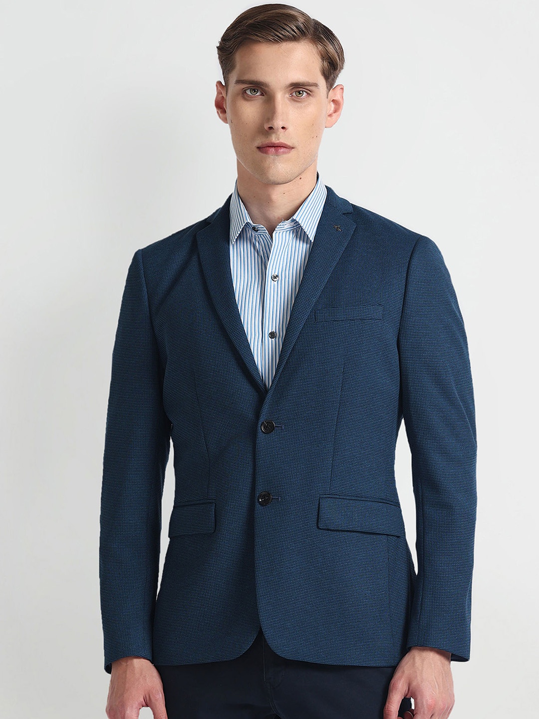 

Arrow Slim-Fit Notched Lapel Collar Single-Breasted Blazer, Blue