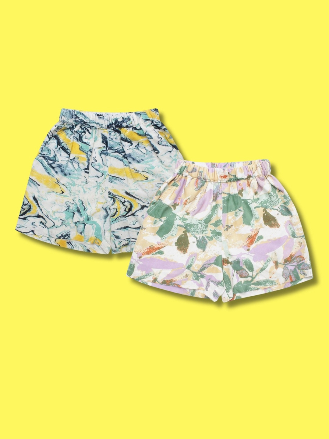 

Superminis Boys Pack Of 2 Relaxed Fit Mid-Rise Floral Printed Shorts, Yellow