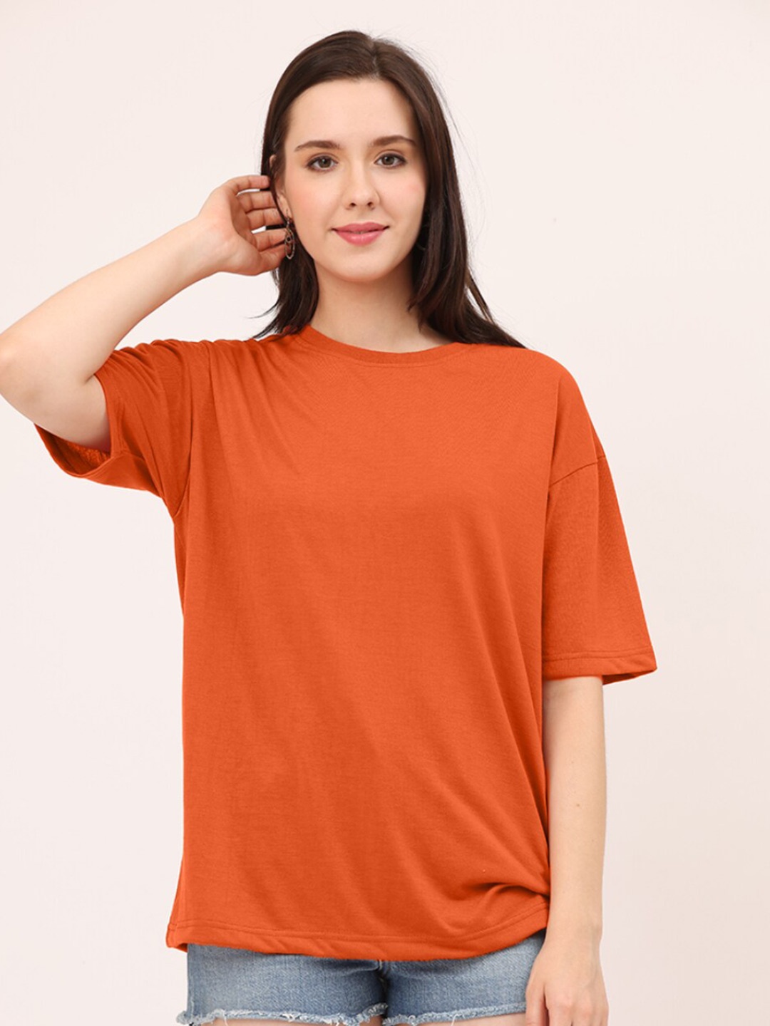 

Leotude Round Neck Drop-Shoulder Sleeves Oversized T-shirt, Orange