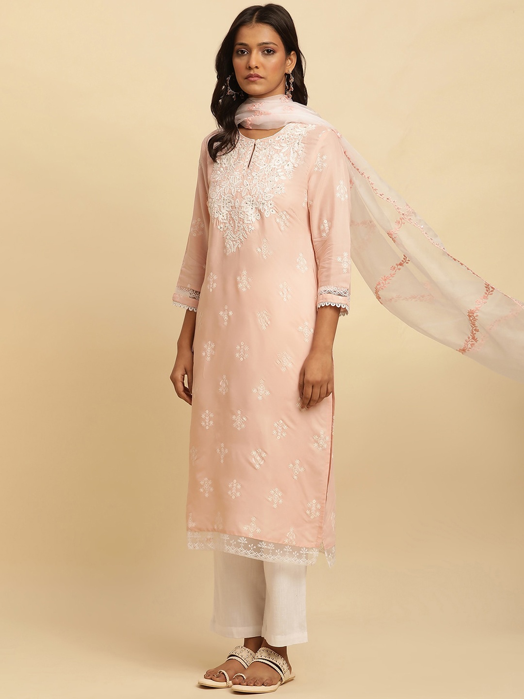 

W Floral Embroidered Thread Work Straight Kurta, Pink