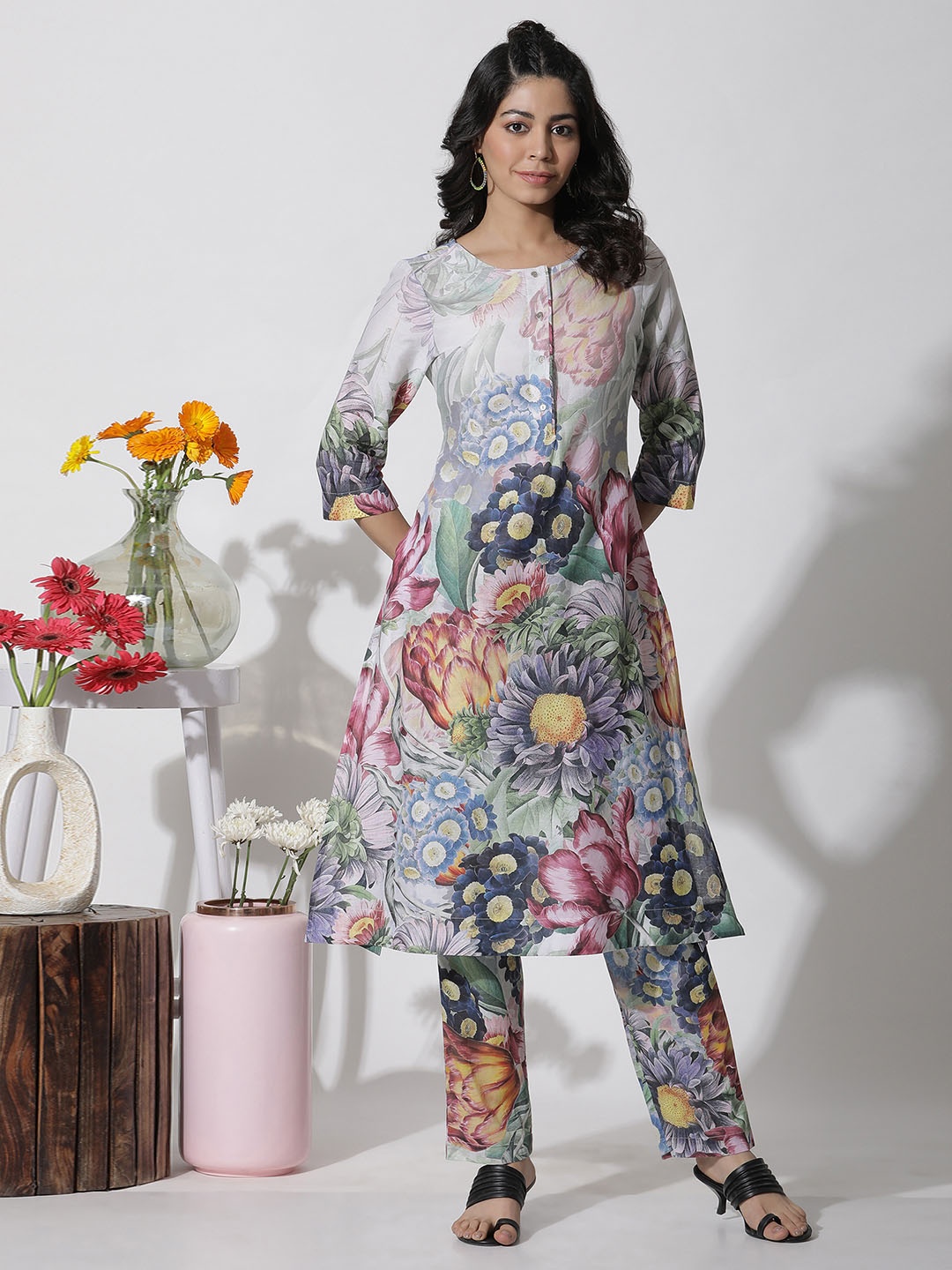 

W Floral Printed Regular Pure Cotton Kurta With Trousers, Blue