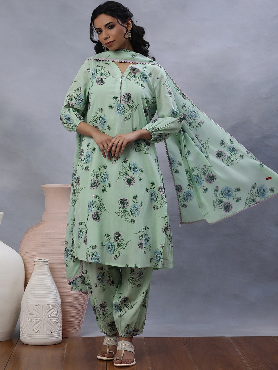

W Women Floral Printed Pure Cotton Straight Kurta & Salwar With Dupatta, Green
