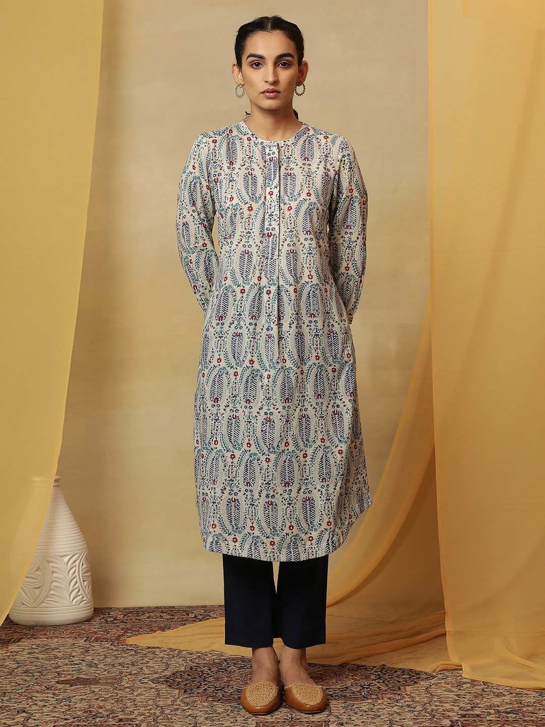 

W Off White Ethnic Motifs Printed Cotton Kurta