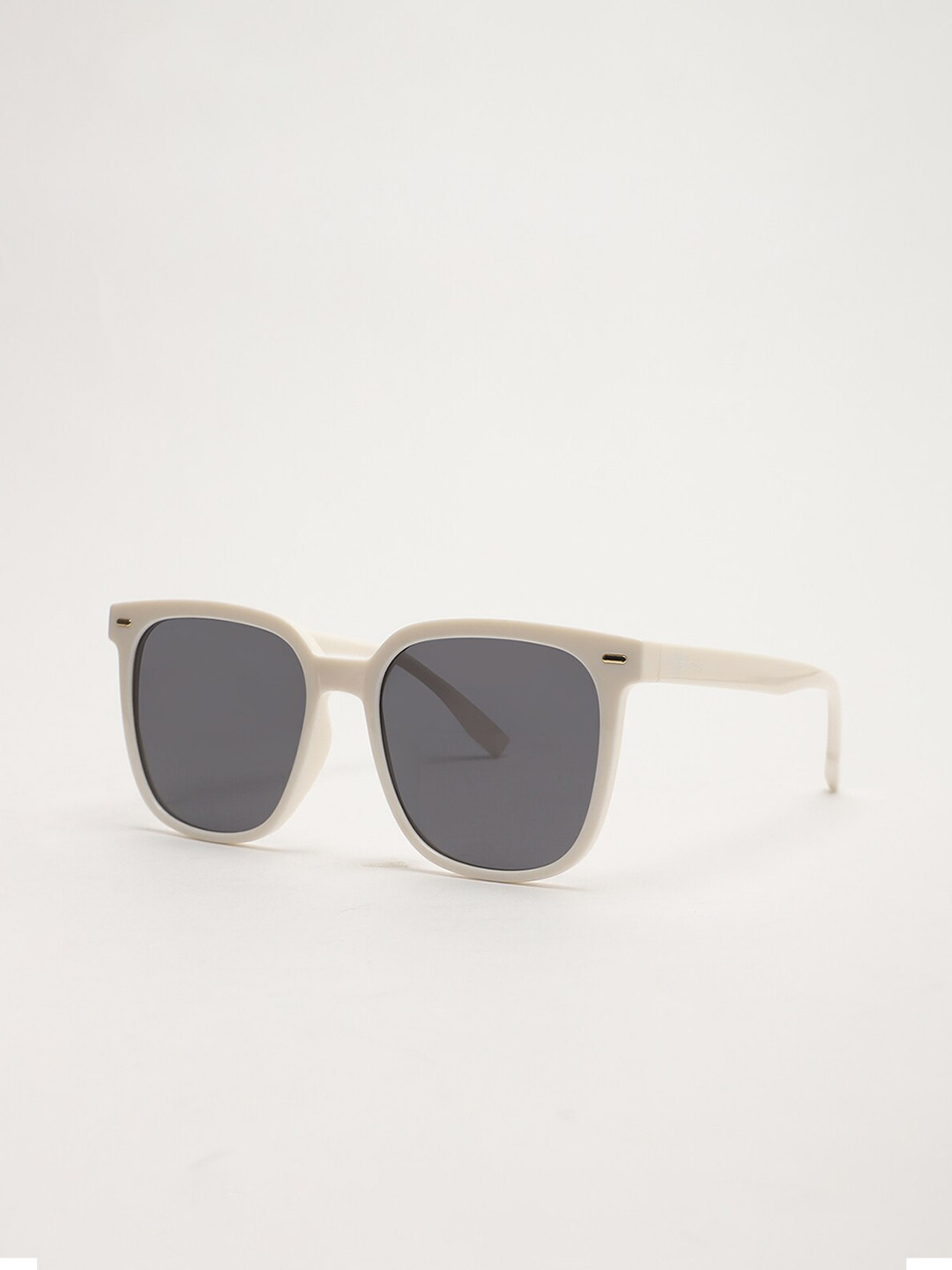 

THE BEAR HOUSE Men Square Sunglasses BSG-MOSDALE-CR, White