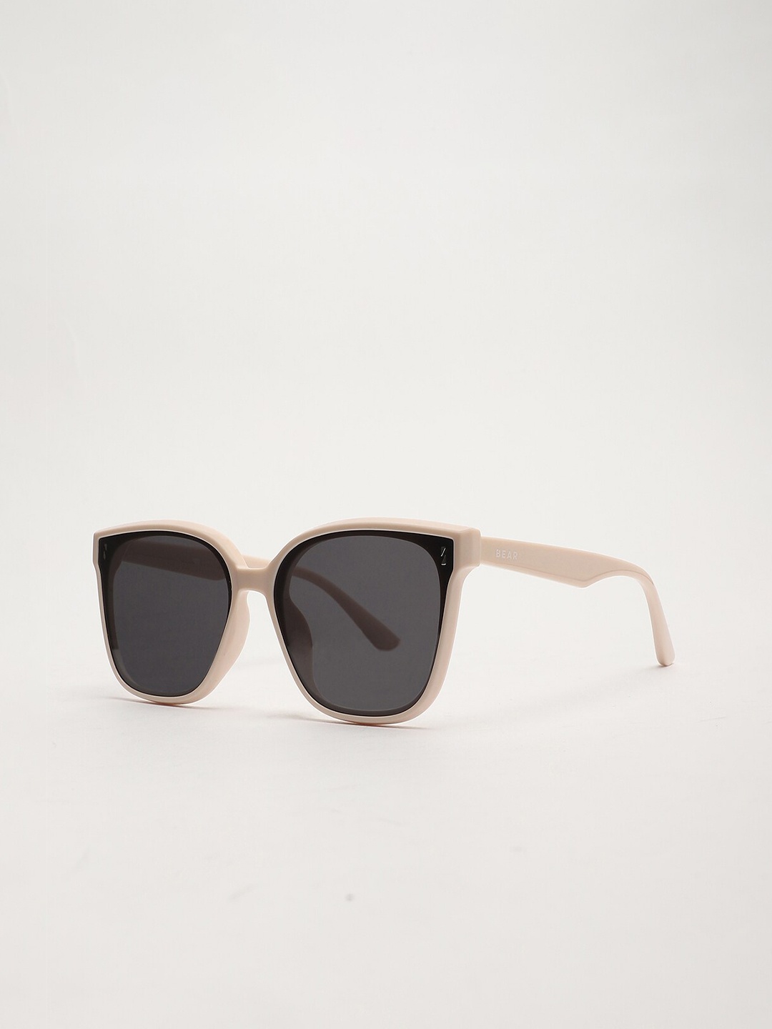 

THE BEAR HOUSE Men Oversized Sunglasses BSG-KARMOY-CR, Black