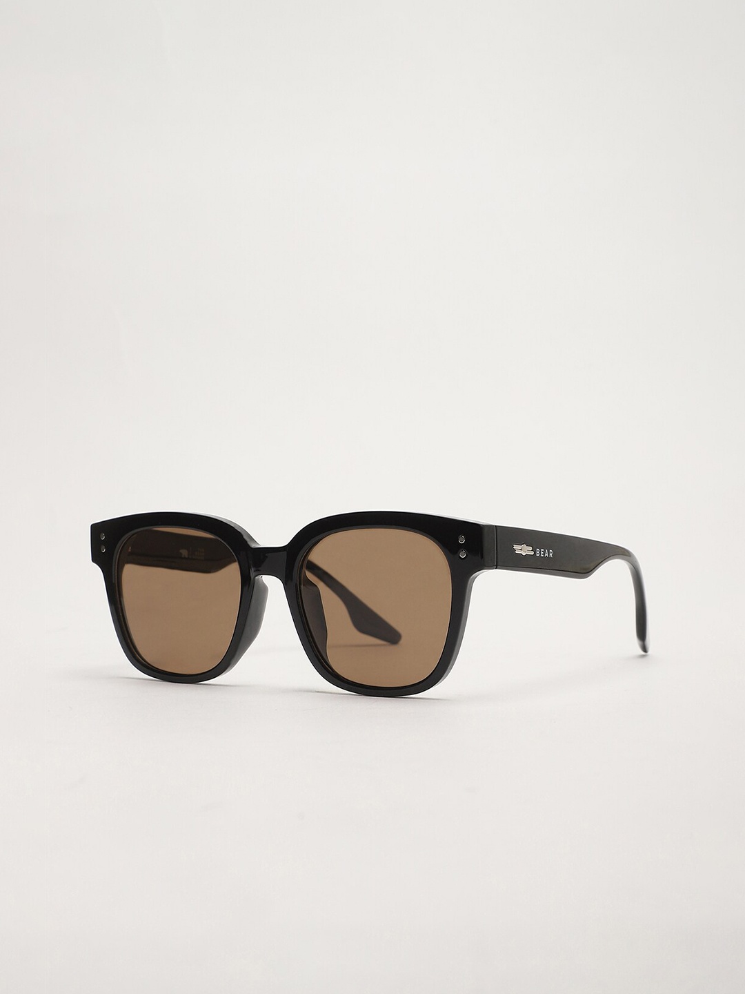 

THE BEAR HOUSE Men Oversized Sunglasses BSG-LILLE-BK, Black