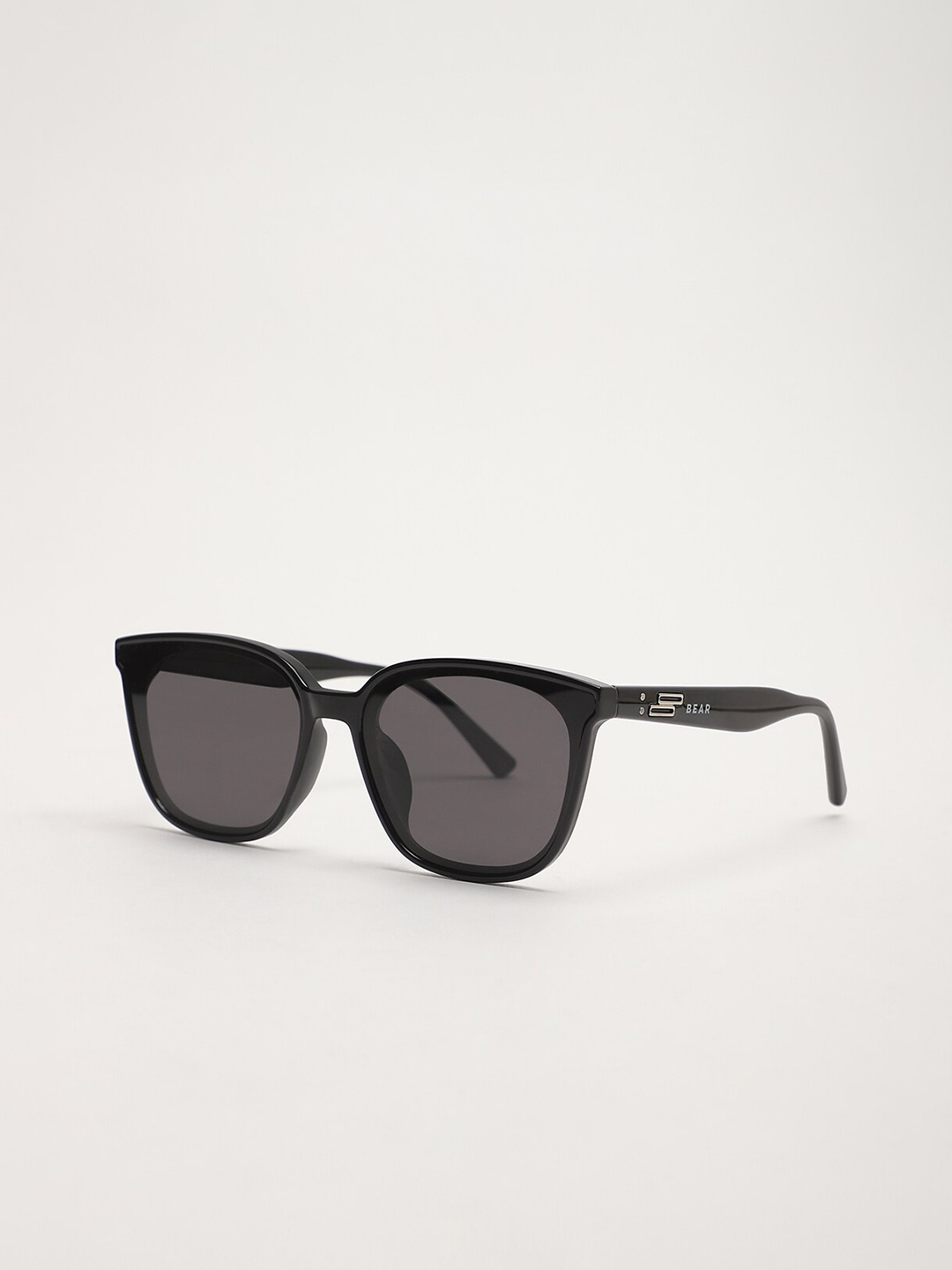 

THE BEAR HOUSE Men Wayfarer Sunglasses BSG-SUNDO-BK, Black