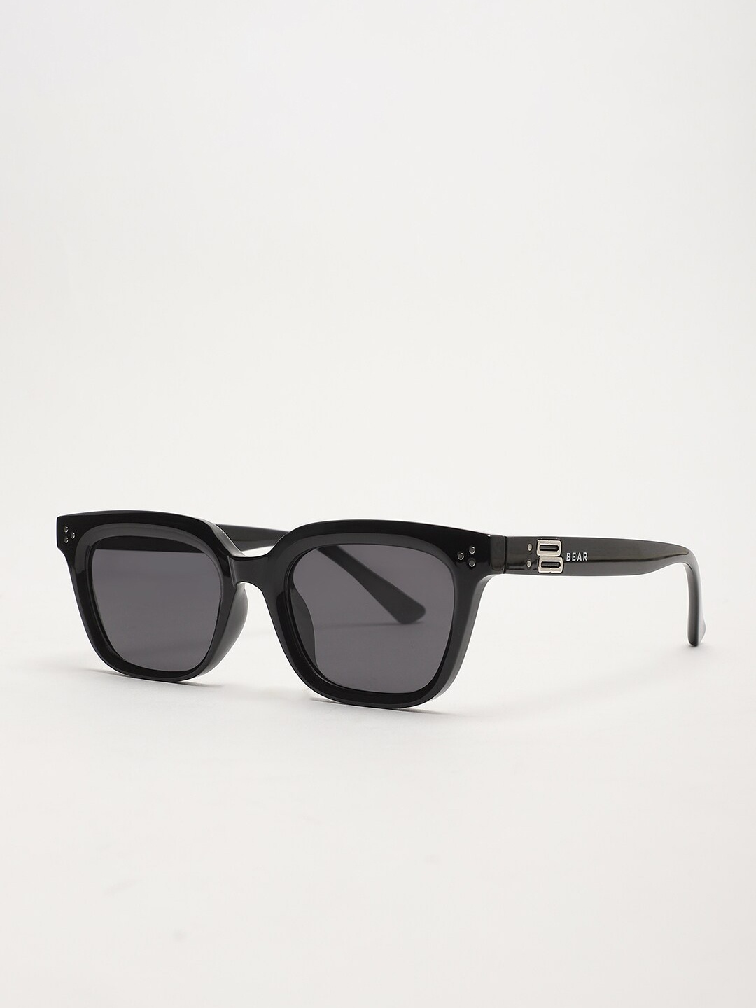 

THE BEAR HOUSE Men Rectangle Sunglasses BSG-PENINSULA-BK, Black