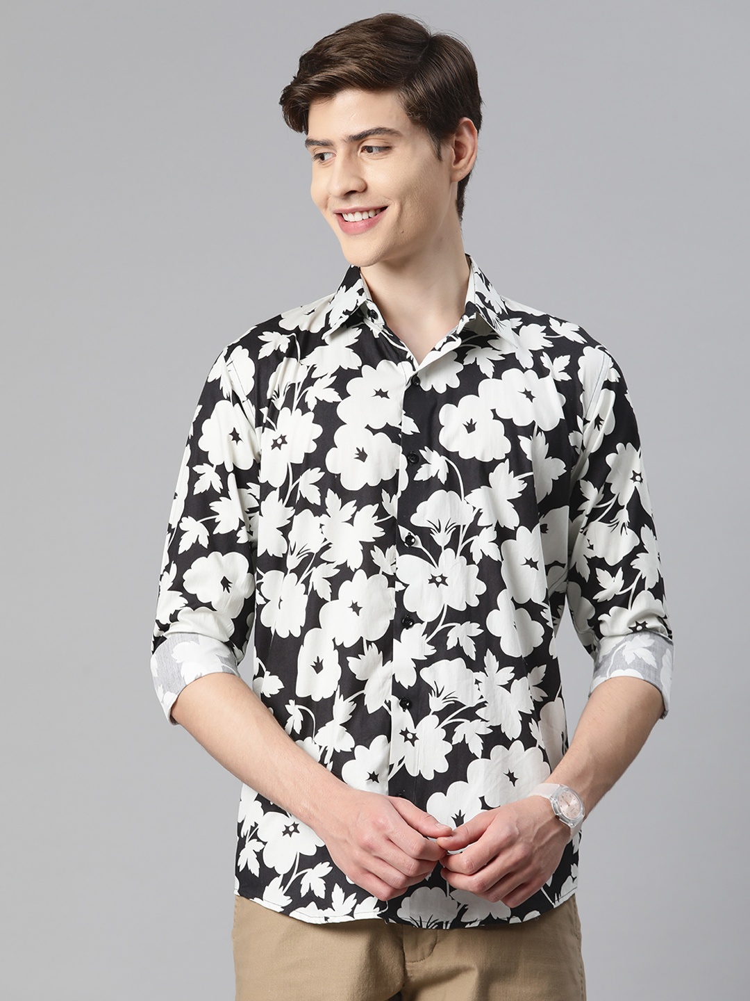 

Monsui Men Classic Printed Casual Shirt, White