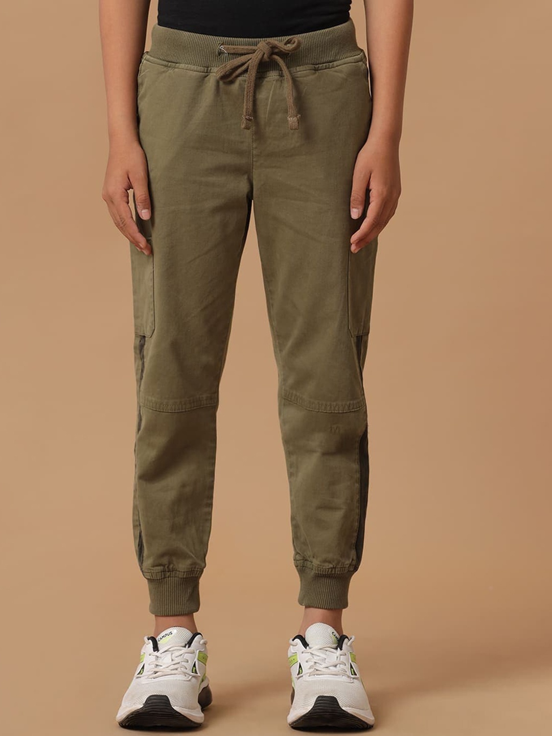 

UNDER FOURTEEN ONLY Boys Mid-Rise Joggers Trousers, Olive