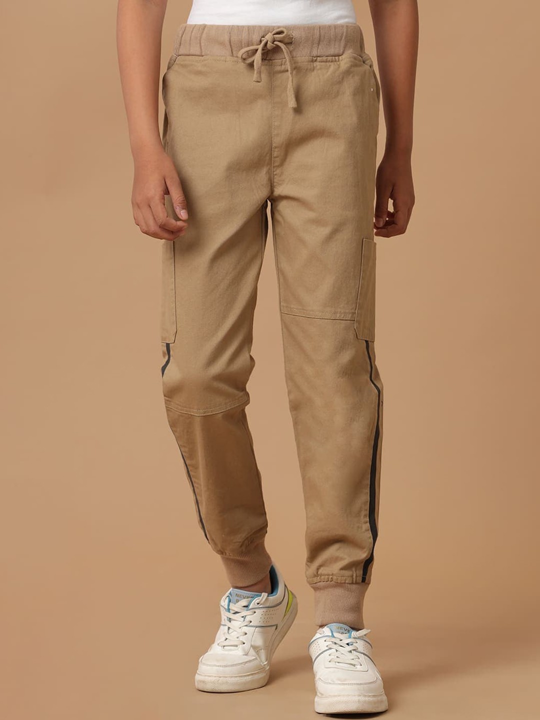 

UNDER FOURTEEN ONLY Boys Mid Rise Cotton Cargo Joggers, Beige