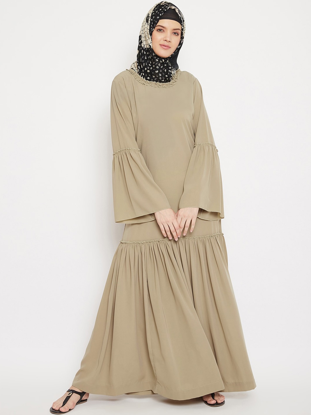 

MOMIN LIBAS Round Neck Bell Sleeves Abaya Burqa, Beige