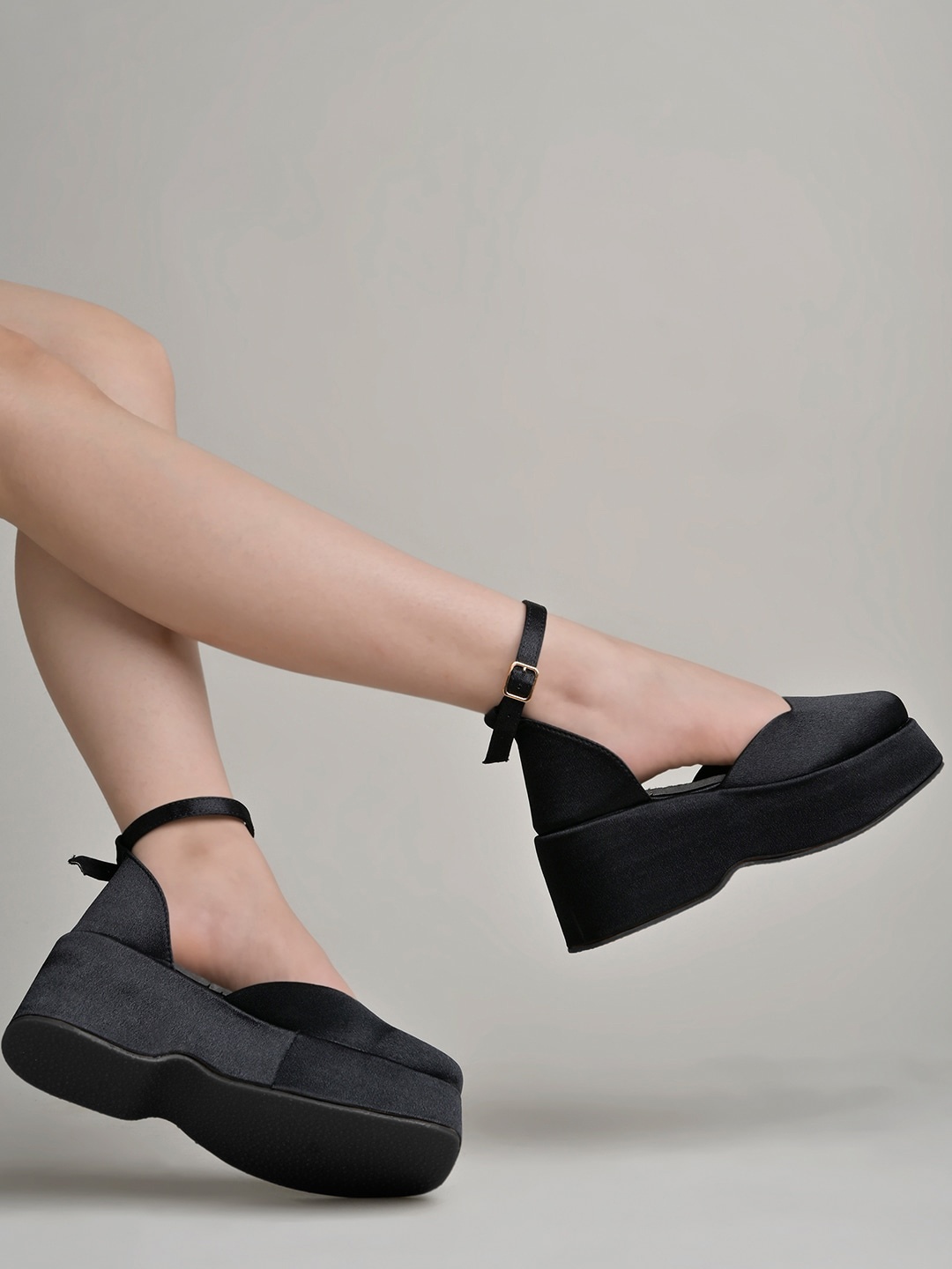 

Shoetopia Square Toe Platform Heels, Black