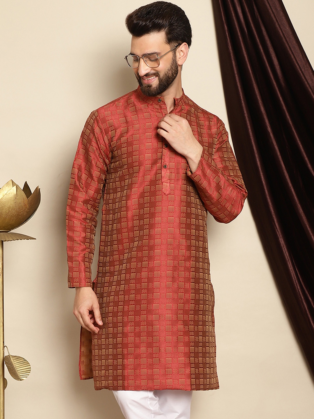 

Anouk Maroon Geometric Woven Design Band Collar Jaquard Silk Straight Kurta