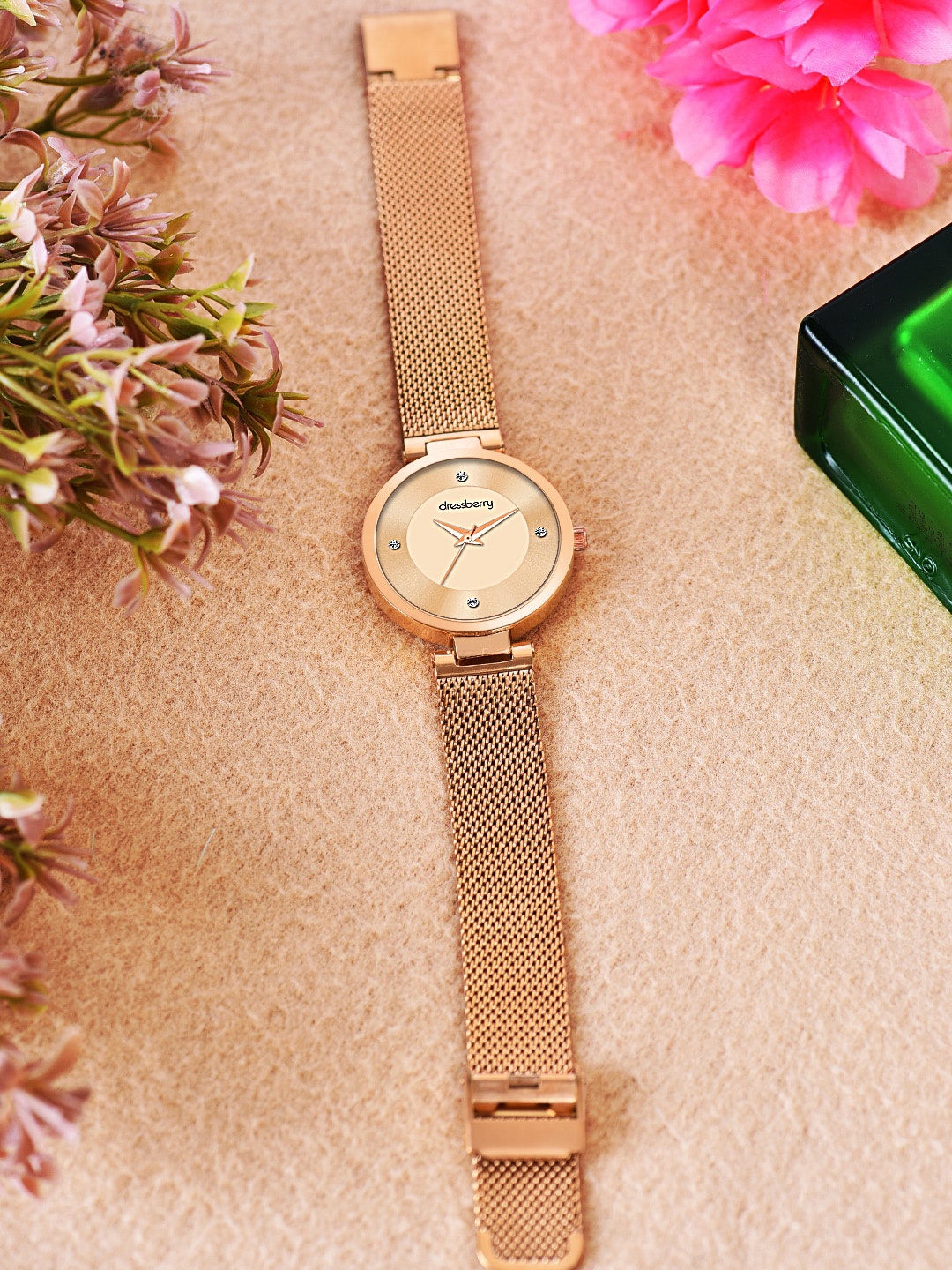 

DressBerry Women Rose Gold Dial & Bracelet Style Straps Analogue Watch HOBDB-220-RG-RG