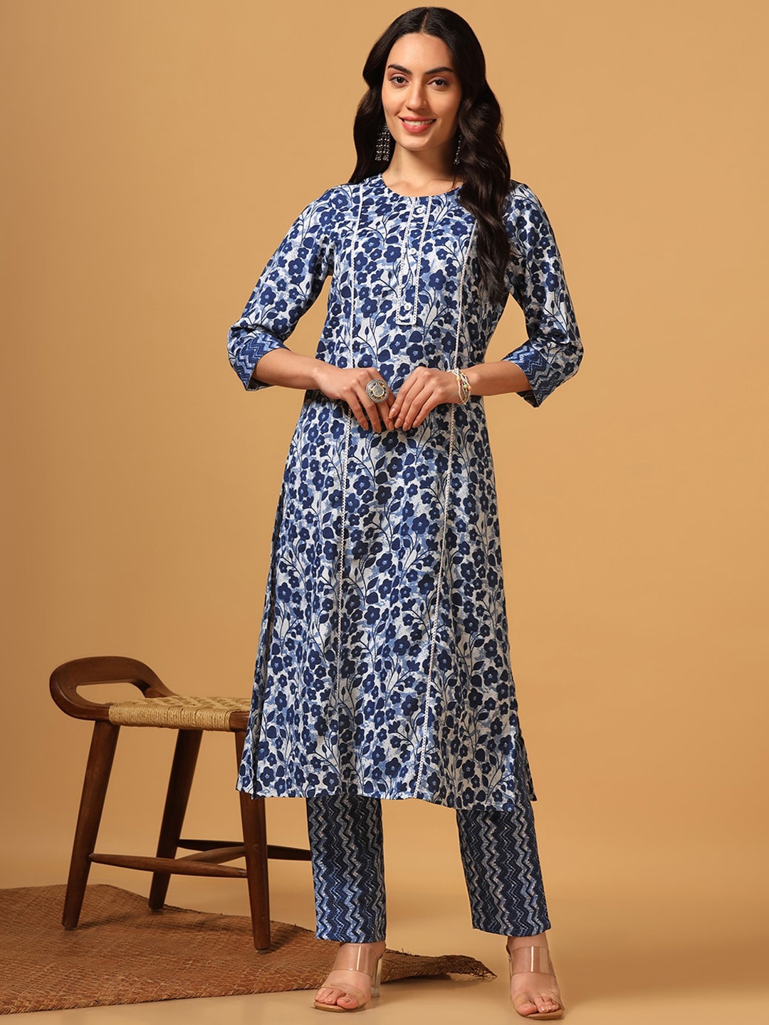 

FASHION DREAM Floral Printed Cotton Kurta with Trousers, Blue