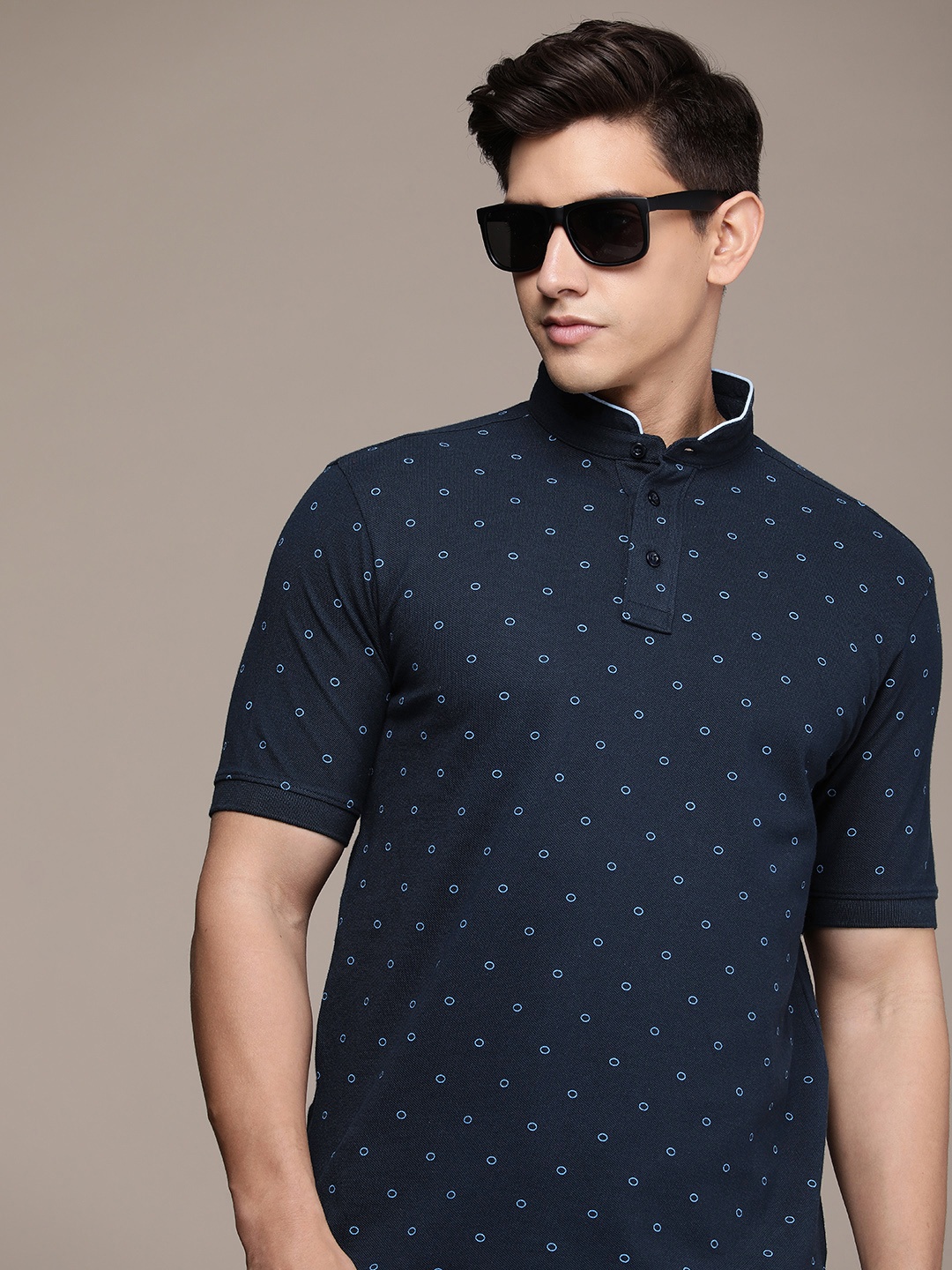 

Burnt Umber Men Printed Polo Collar T-shirt, Navy blue
