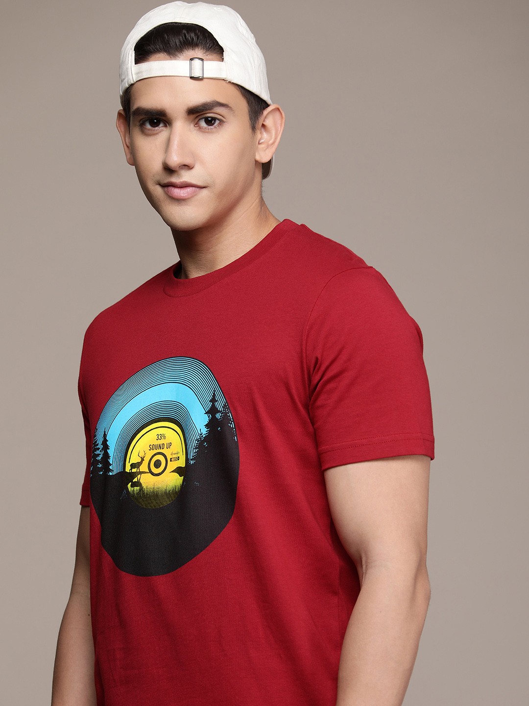 

Burnt Umber Men Cotton Printed T-shirt, Red