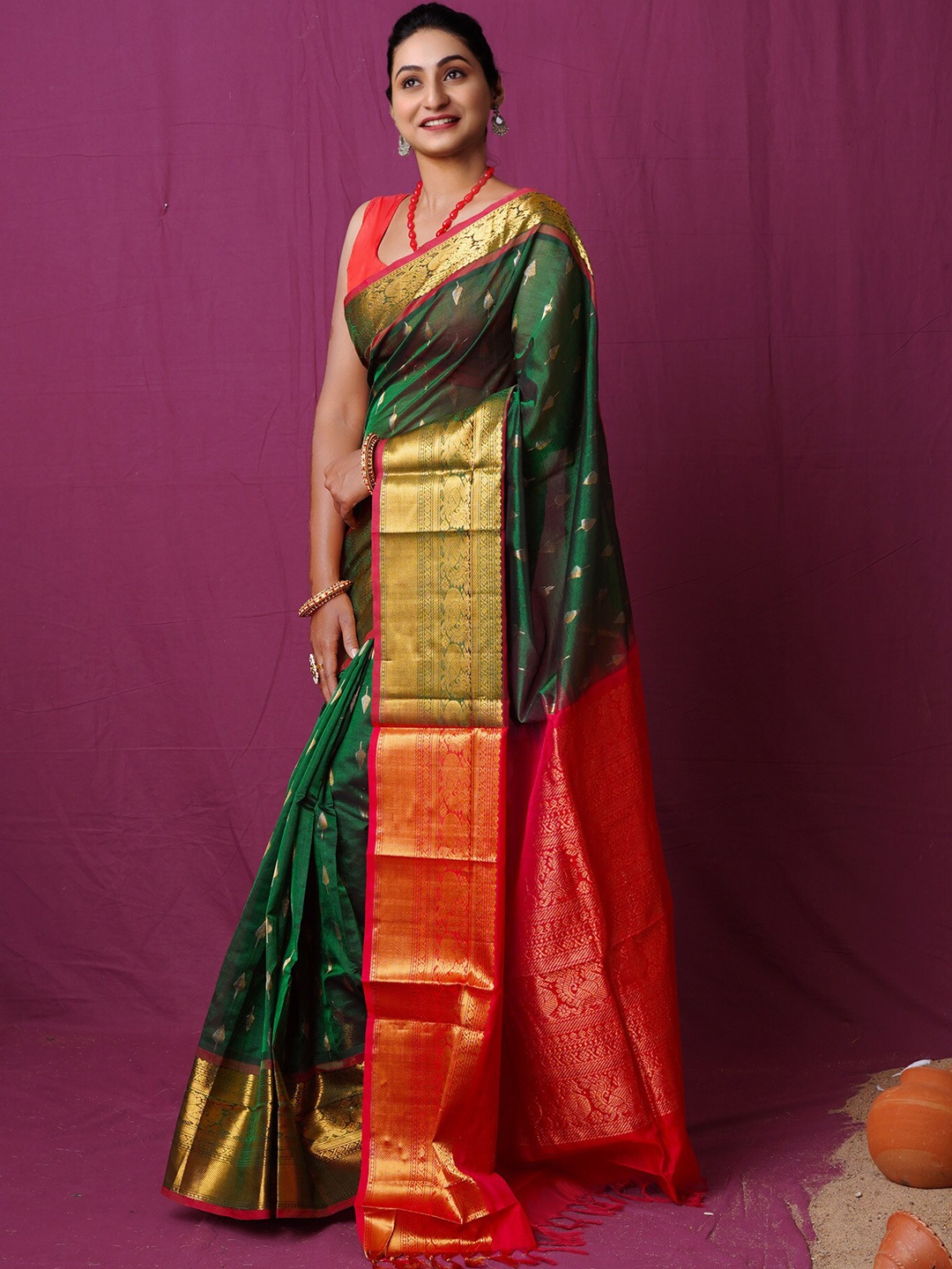 

Unnati Silks Ethnic Motifs Woven Design Zari Silk Cotton Saree, Green