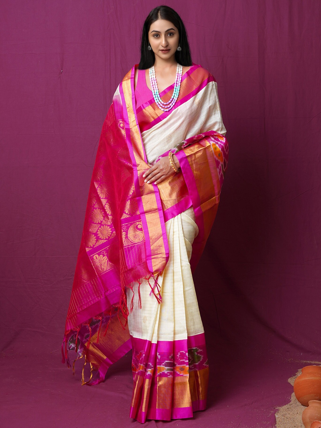 

Unnati Silks Ethnic Motifs Woven Design Zari Silk Cotton Kanjeevaram Saree, Cream