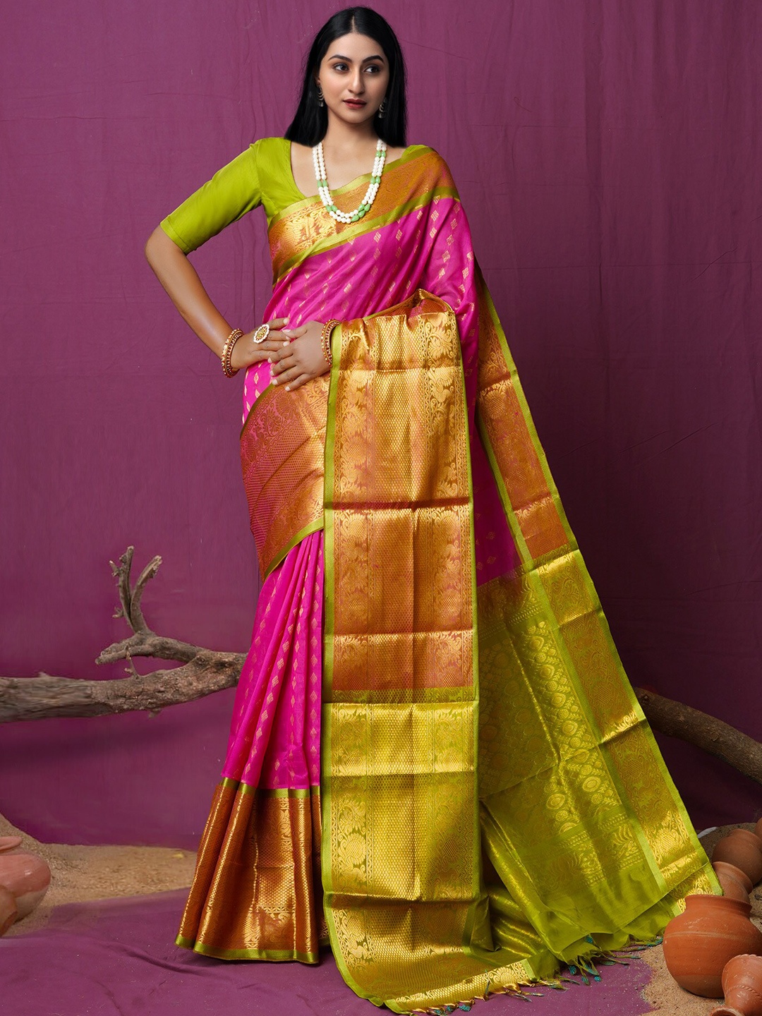 

Unnati Silks Ethnic Motifs Woven Design Zari Silk Cotton Kanjeevaram Saree, Pink