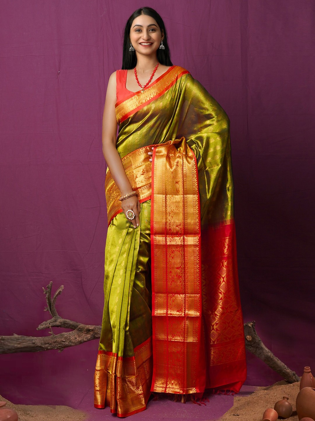 

Unnati Silks Ethnic Motifs Woven Design Zari Silk Cotton Kanjeevaram Saree, Green