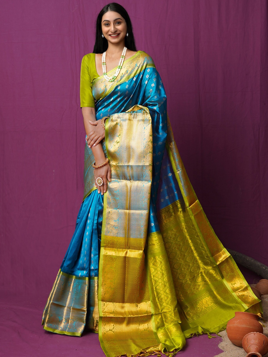 

Unnati Silks Ethnic Motifs Woven Design Zari Silk Cotton Kanjeevaram Saree, Blue