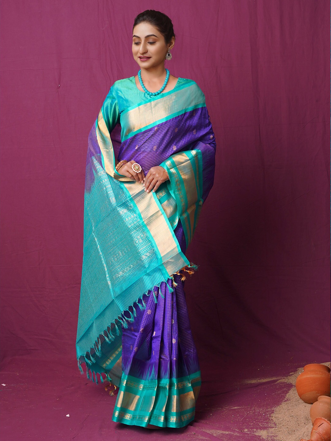 

Unnati Silks Ethnic Motifs Woven Design Zari Silk Cotton Kanjeevaram Saree, Blue