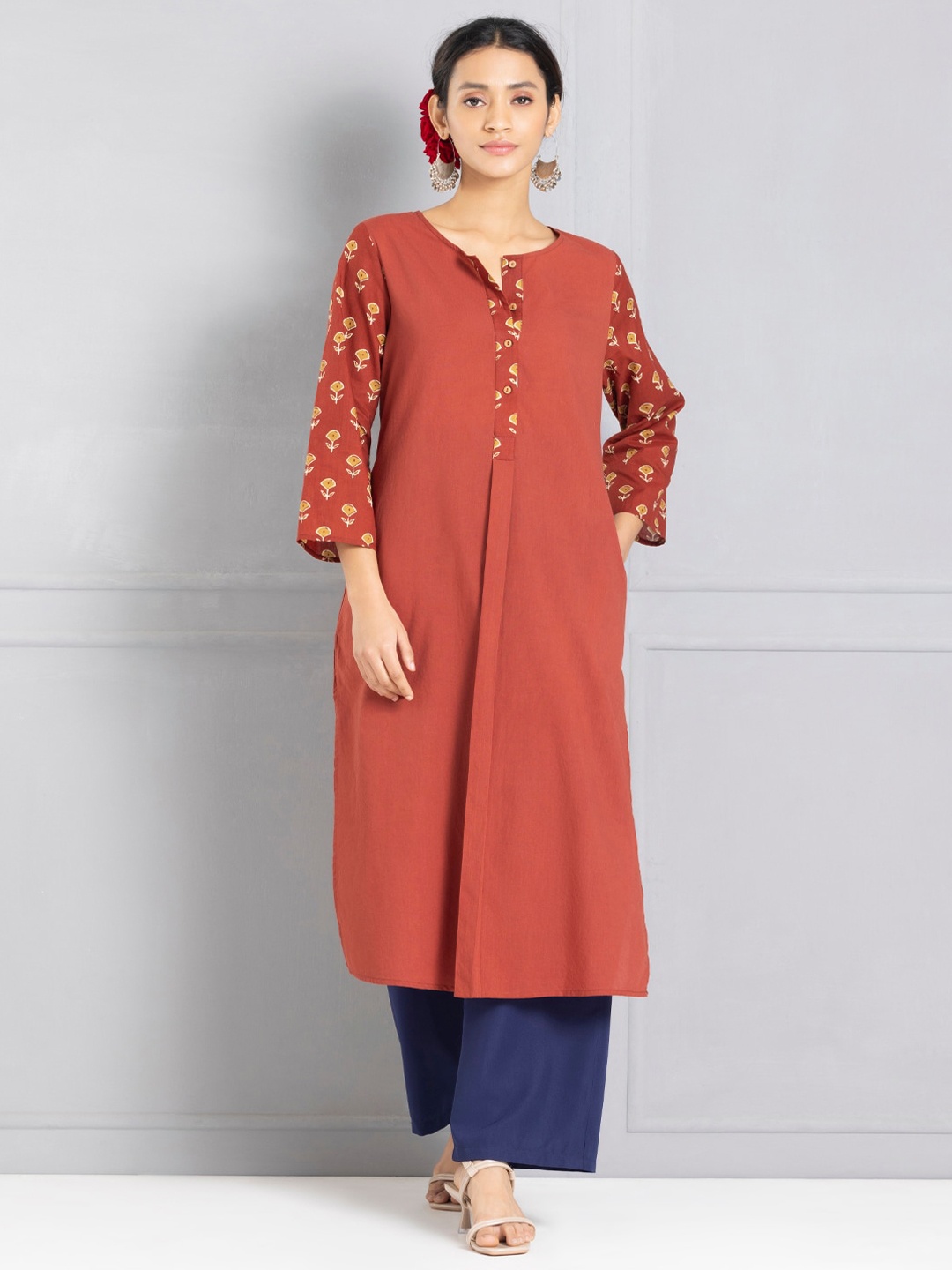 

SHAYE Ethnic Motifs Printed Pure Cotton Straight Kurta, Brown