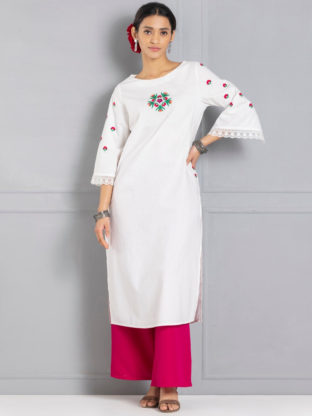 

SHAYE Floral Yoke Design Thread Work Pure Cotton Straight Kurta, White