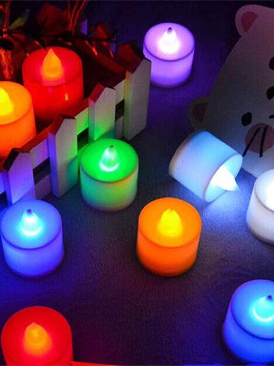 

Crazy Sutra Red & White 24 Pieces LED Tea Light Candles