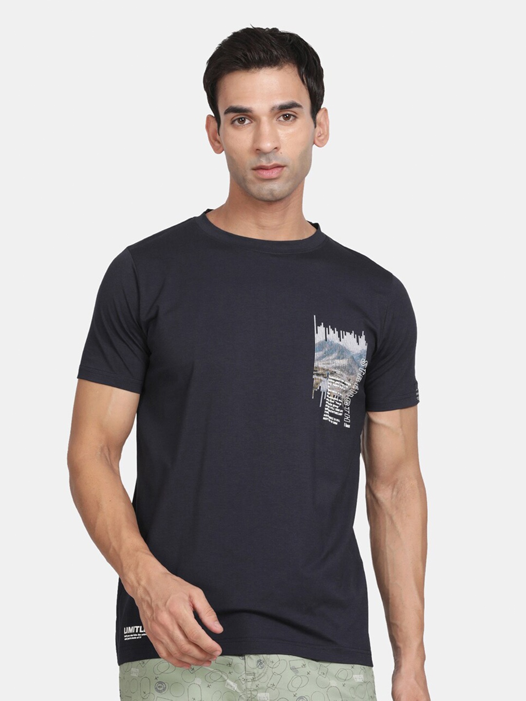 

t-base Relaxed Fit T-shirt, Navy blue