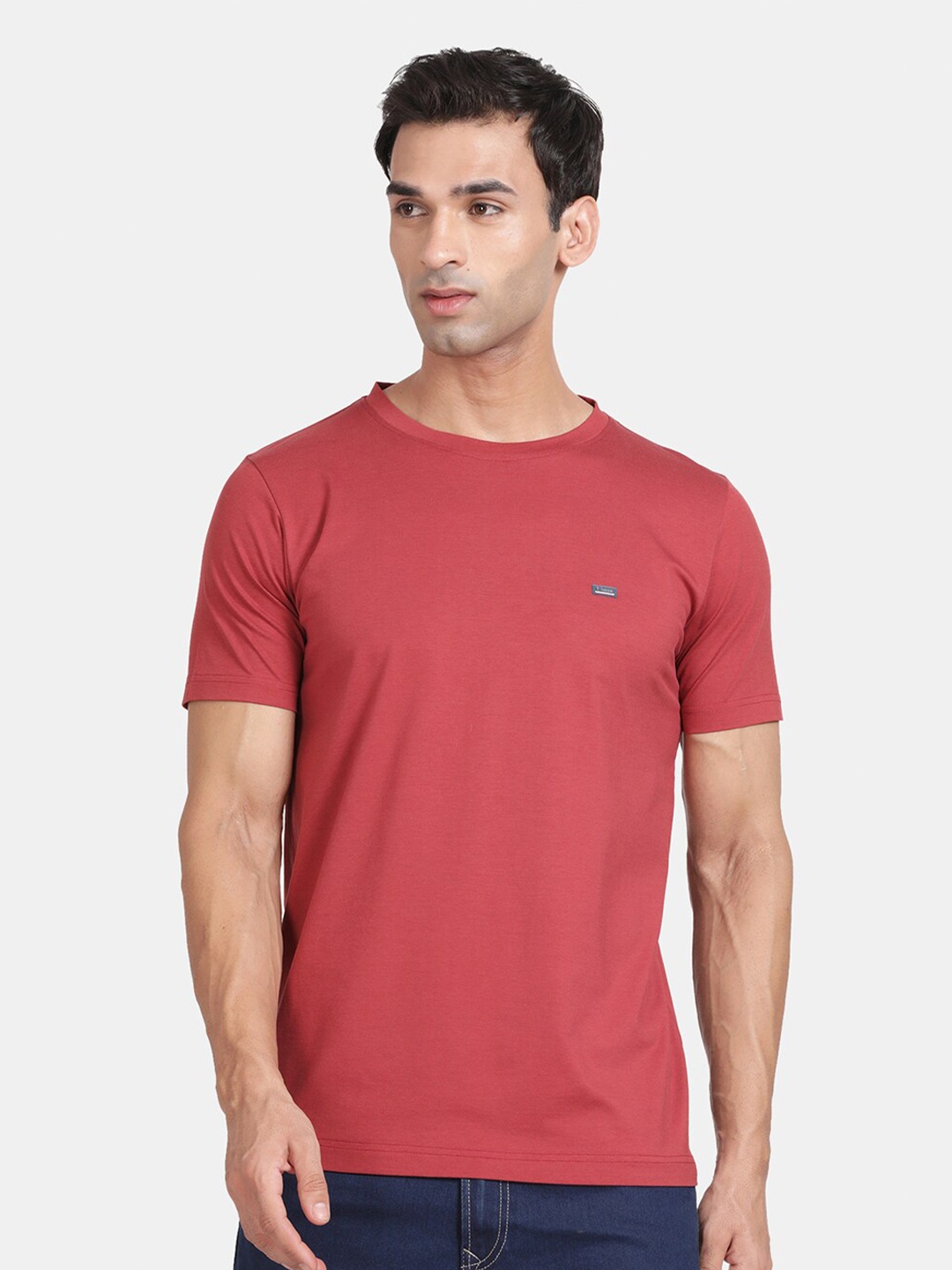 

t-base Solid Round Neck T-shirt, Red