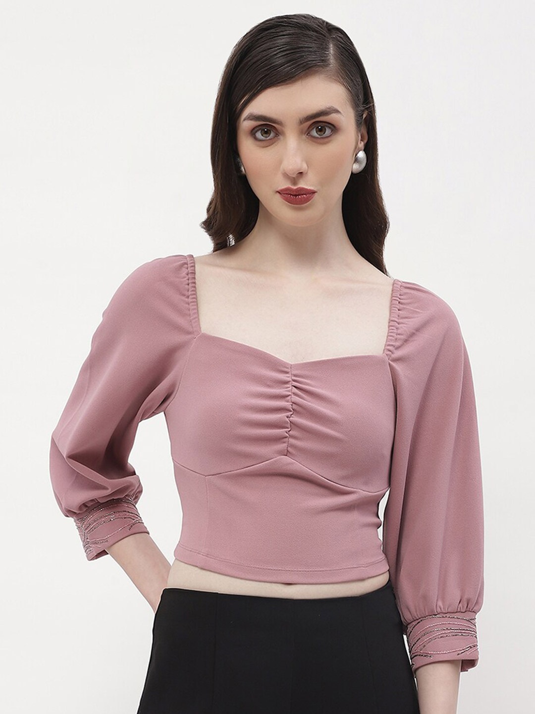 

Madame Sweetheart Neck Cuffed Sleeves Crop Top, Pink