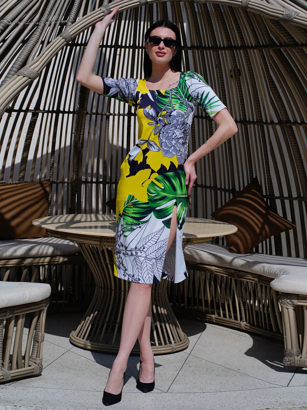 

Rajoria Instyle Floral Printed Square Neck Sheath Dress, White