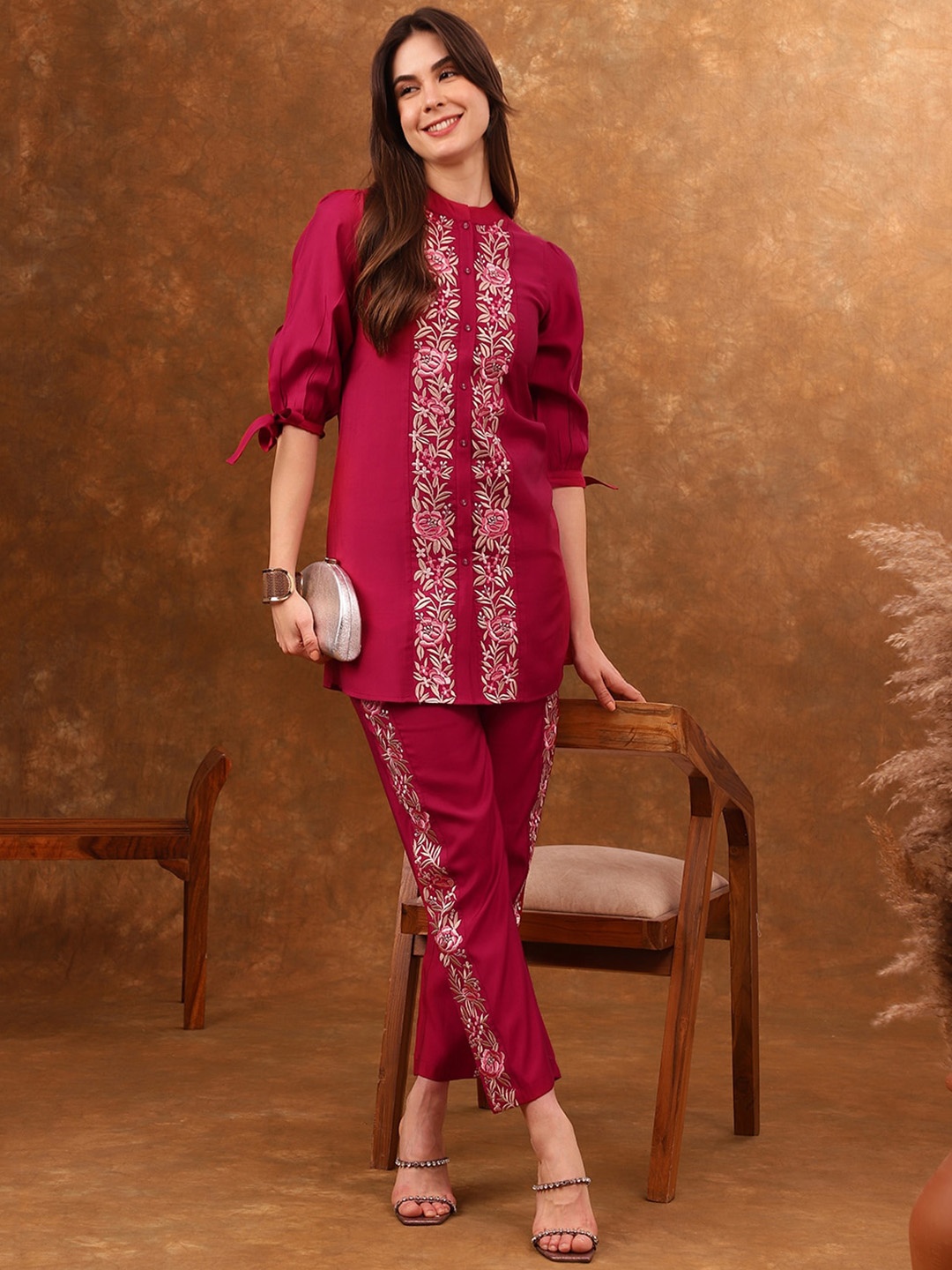 

Anouk Floral Embroidered Silk Blend Co-Ords, Pink