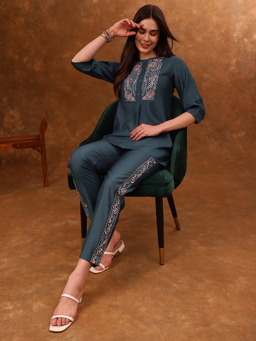 

Anouk Blue Ethnic Motifs Embroidered High Low Tunic With Trouser