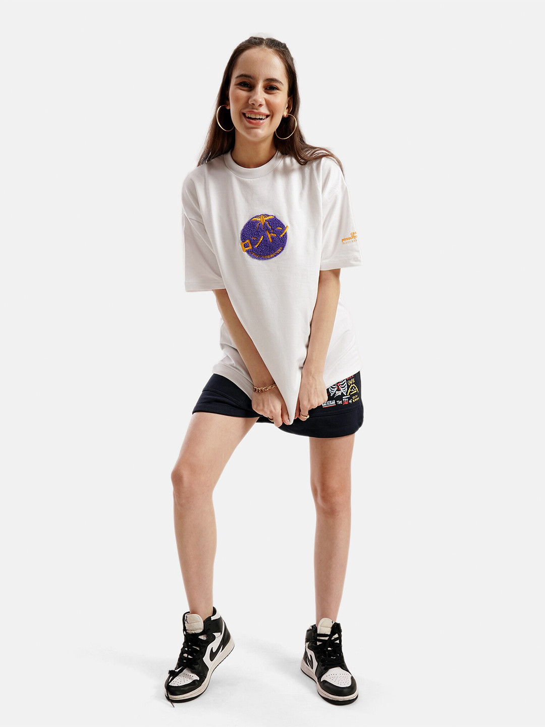 

Crazy Mosquitoes Unisex Printed Drop Shoulder Sleeves Cotton Oversized T-Shirt, White