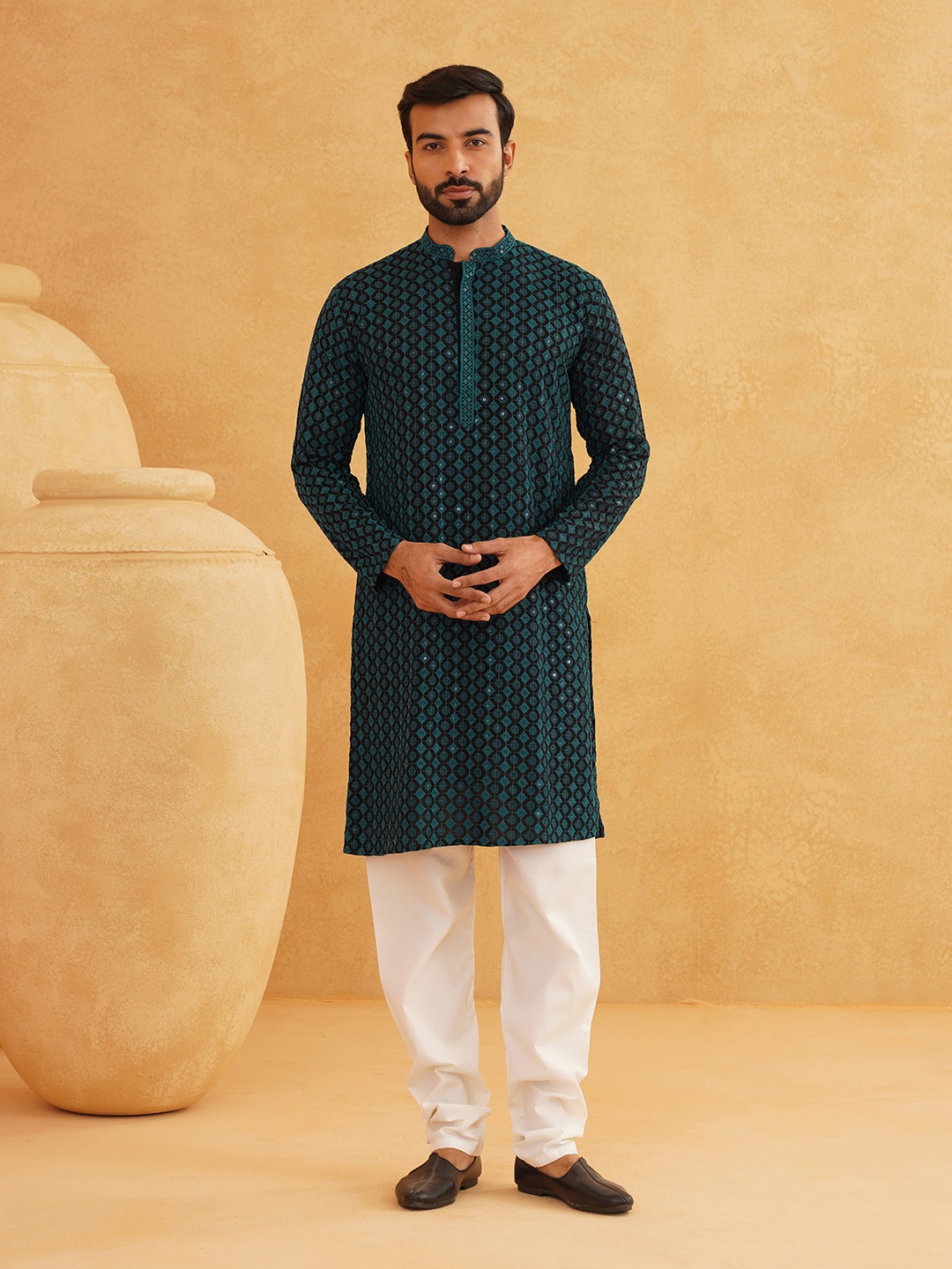 

SOJANYA Geometric Embroidered Mandarin Collar Thread Work Pure Cotton Kurta with Churidar, Teal