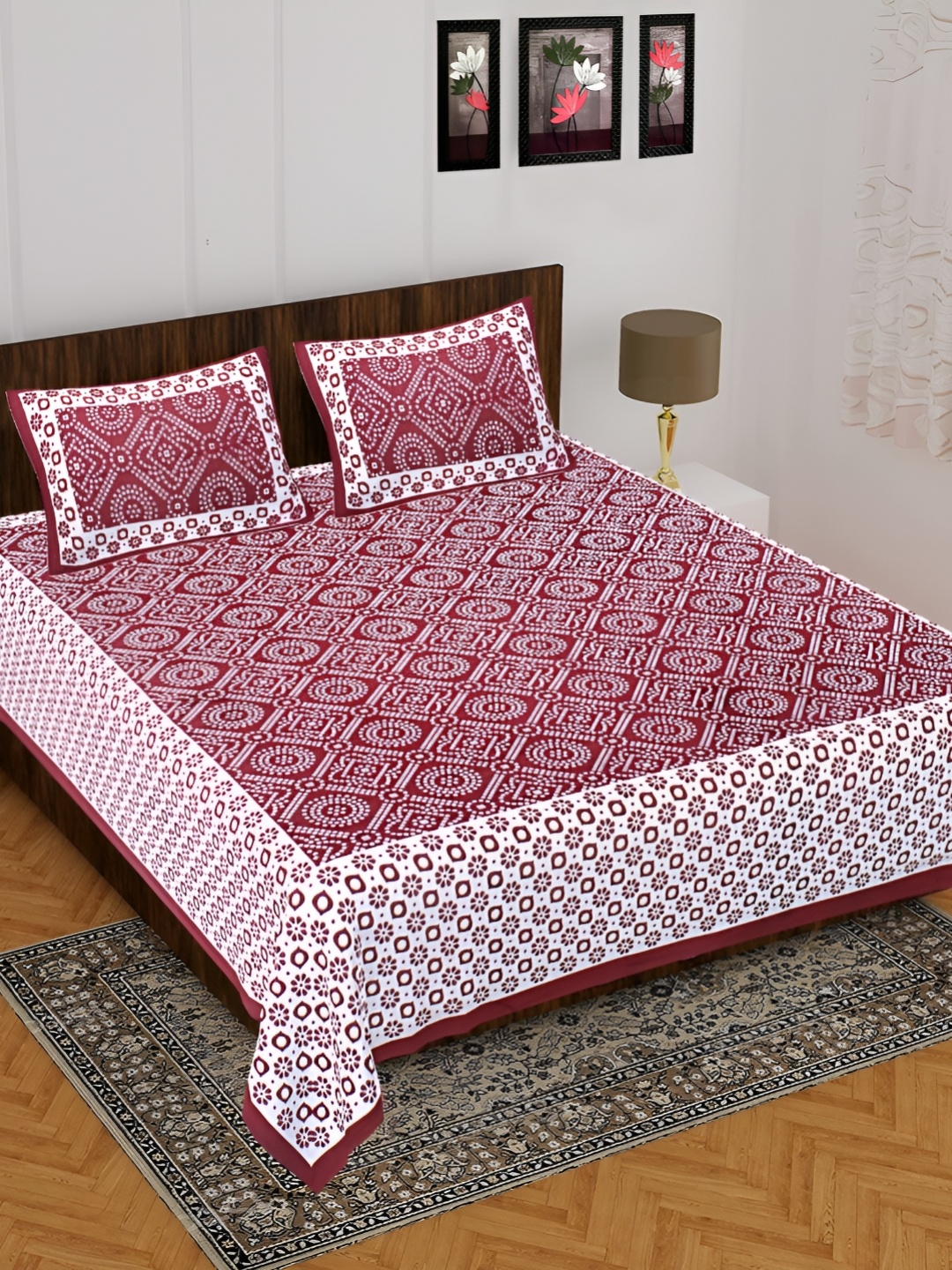 

UNIBLISS Maroon & White Geometric 144 TC Cotton Queen Bedsheet with 2 Pillow Covers