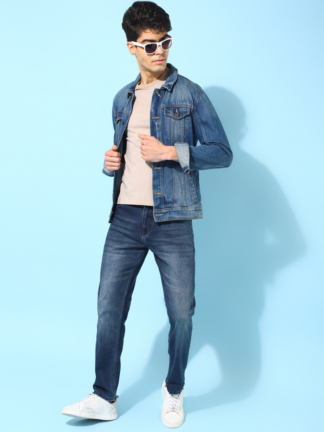 

Kook N Keech Men Navy Blue Jean Slim Fit Clean Look Light Fade Stretchable Jeans